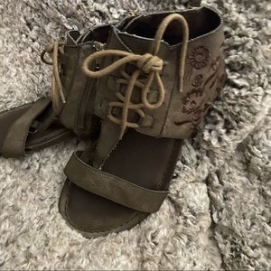 Olive Green Embroidered Gladiator Sandals